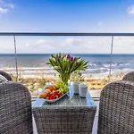 Your Holidays Promenada Gwiazd 14 *