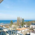 Your Holidays Promenada Gwiazd 14 Apartment *