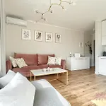 Your Holidays Promenada Gwiazd 14 Apartment *