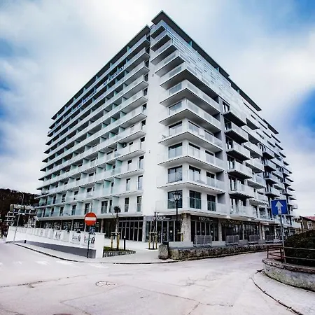 Your Holidays Promenada Gwiazd 14 شقة مينززدرويه