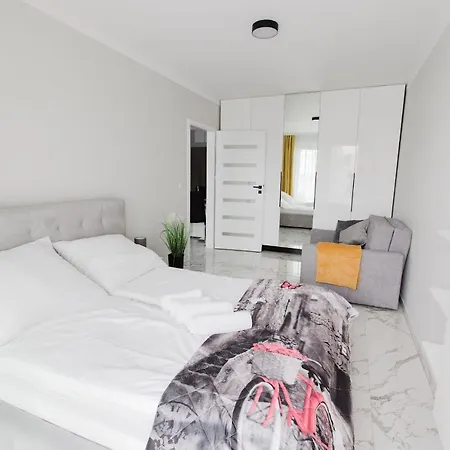 Your Holidays Promenada Gwiazd 14 شقة *