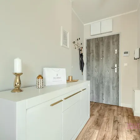 Your Holidays Promenada Gwiazd 14 مينززدرويه