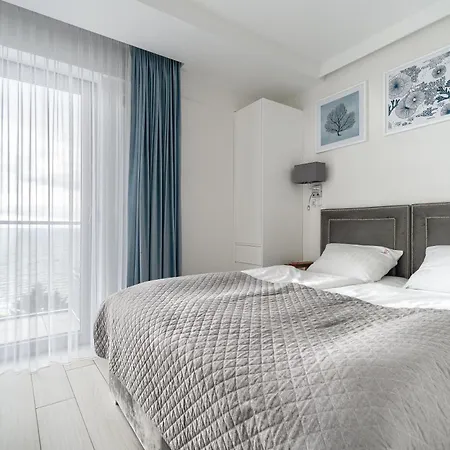 Your Holidays Promenada Gwiazd 14 شقة مينززدرويه