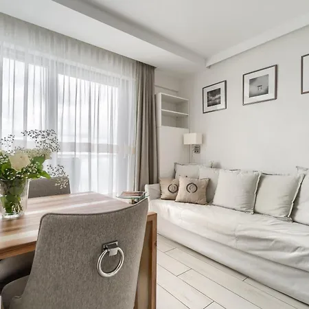 Your Holidays Promenada Gwiazd 14 شقة مينززدرويه