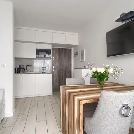 Your Holidays Promenada Gwiazd 14 * مينززدرويه